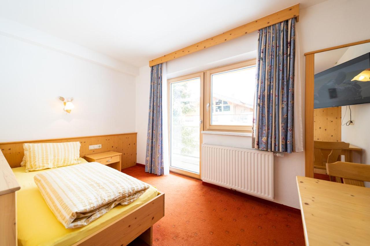 Appartement Haus Rosmarie à Sankt Anton am Arlberg Extérieur photo