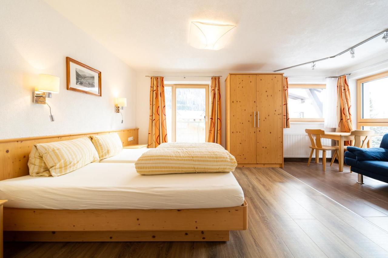 Appartement Haus Rosmarie à Sankt Anton am Arlberg Extérieur photo