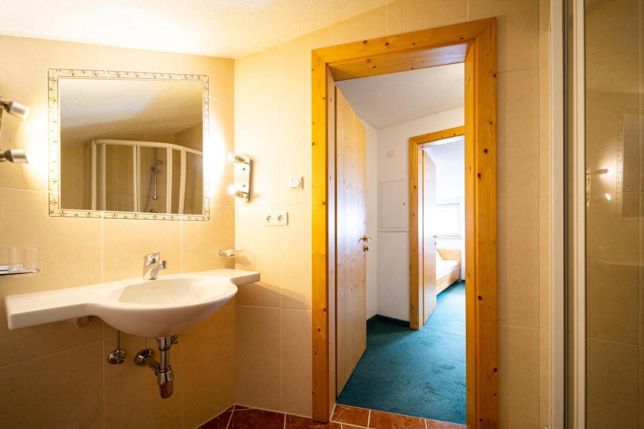 Appartement Haus Rosmarie à Sankt Anton am Arlberg Extérieur photo