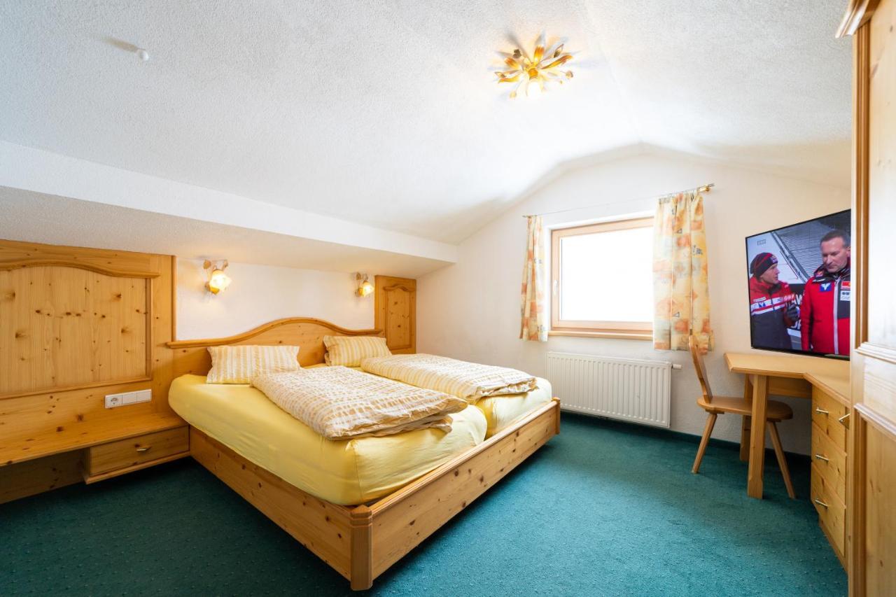 Appartement Haus Rosmarie à Sankt Anton am Arlberg Extérieur photo