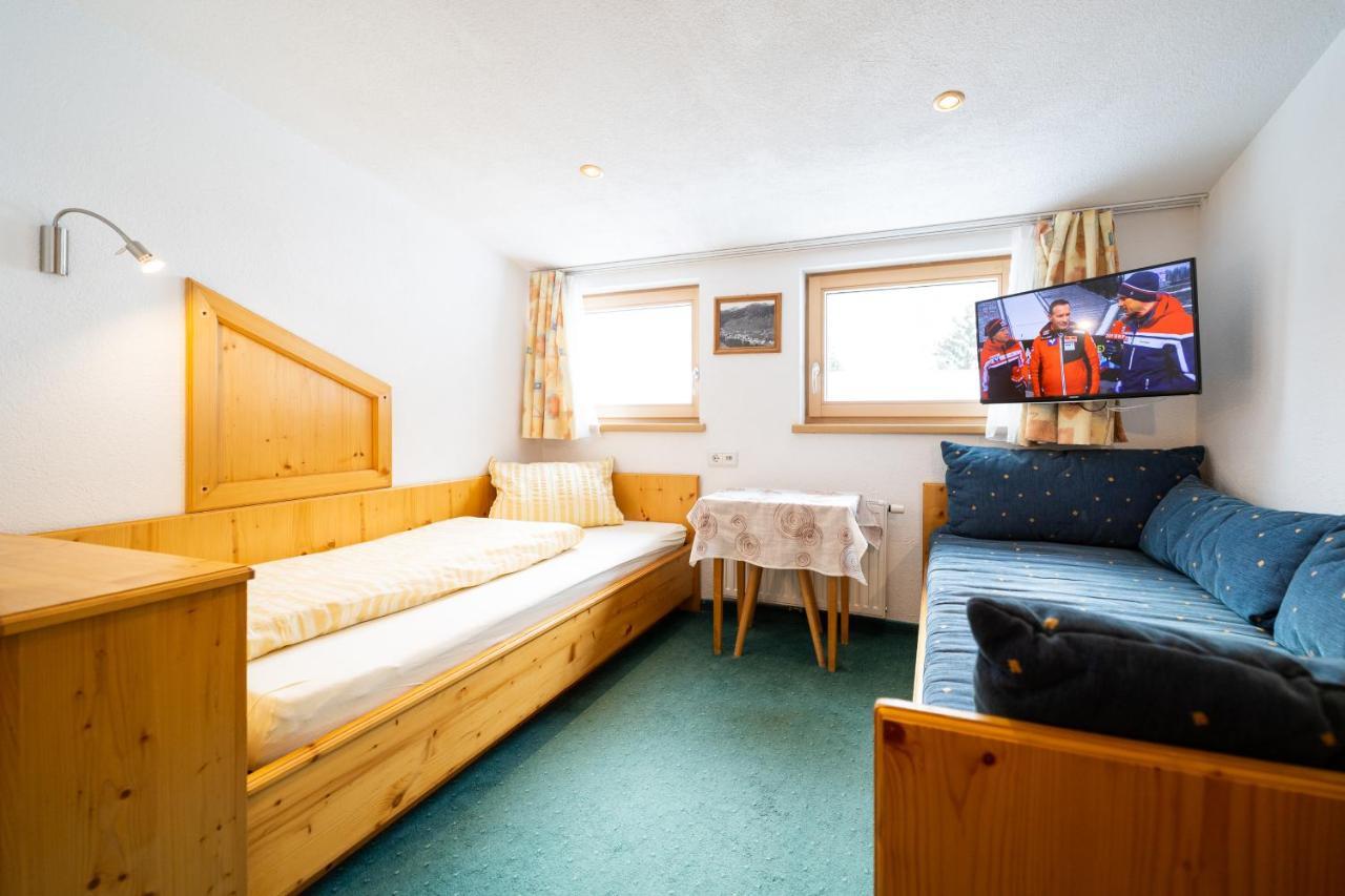 Appartement Haus Rosmarie à Sankt Anton am Arlberg Extérieur photo