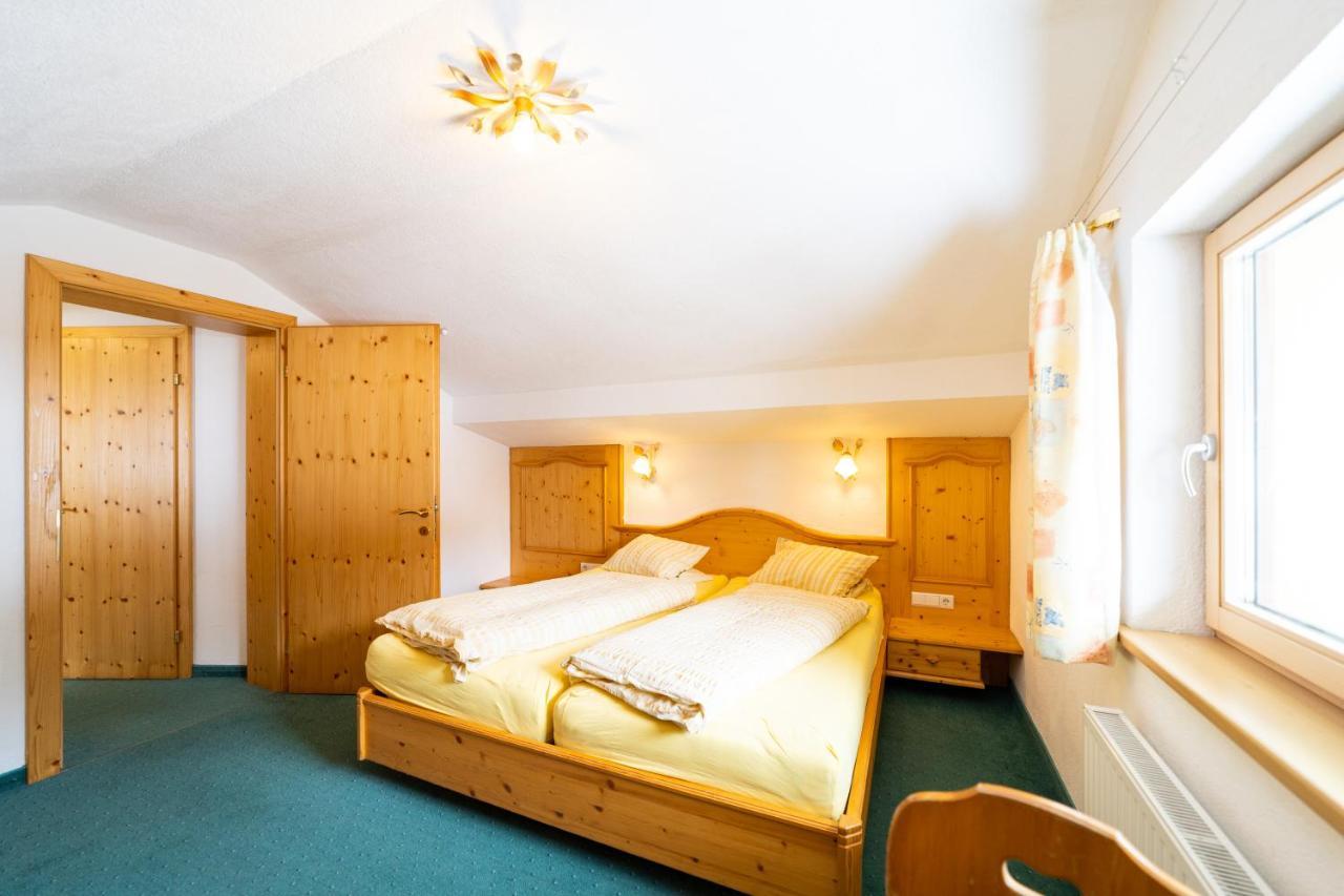 Appartement Haus Rosmarie à Sankt Anton am Arlberg Extérieur photo