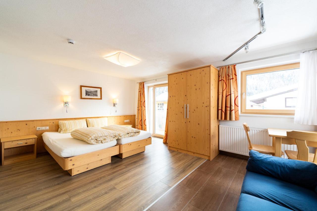 Appartement Haus Rosmarie à Sankt Anton am Arlberg Extérieur photo