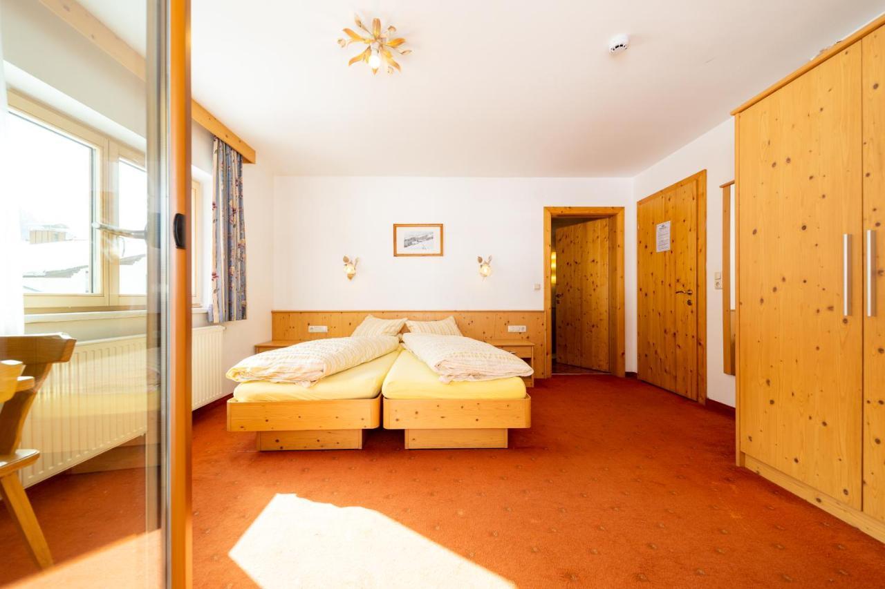 Appartement Haus Rosmarie à Sankt Anton am Arlberg Extérieur photo