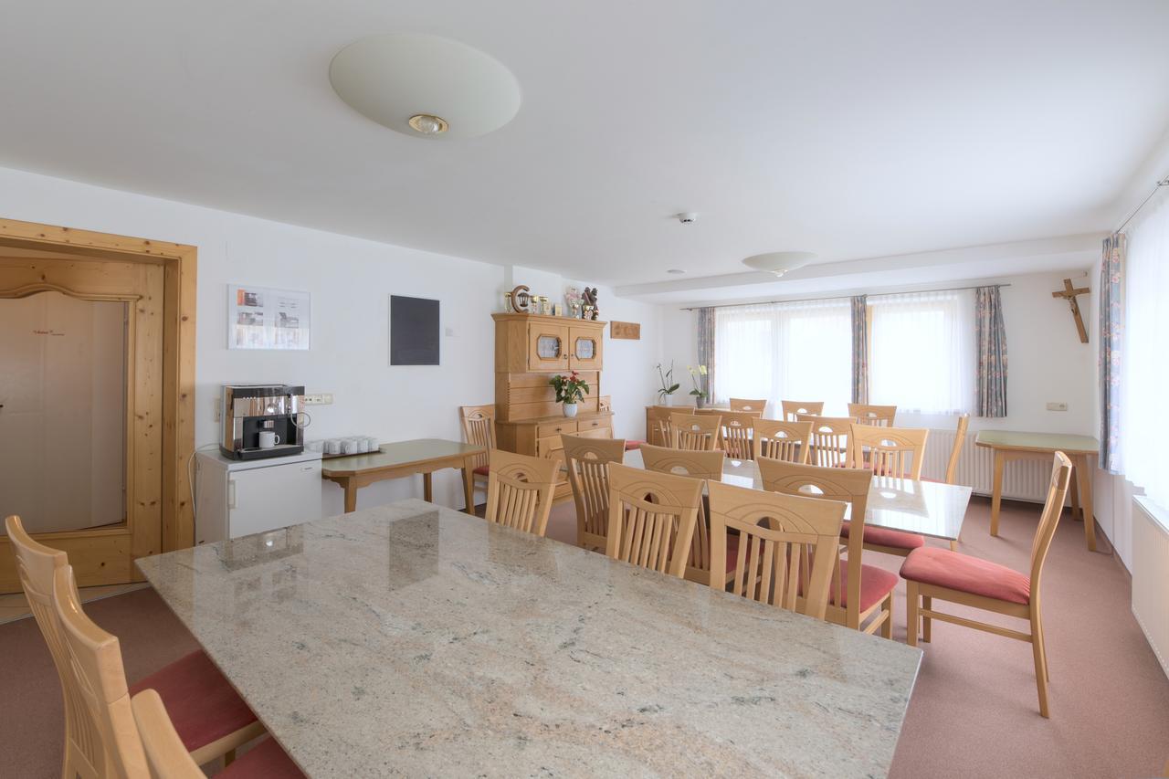 Appartement Haus Rosmarie à Sankt Anton am Arlberg Extérieur photo